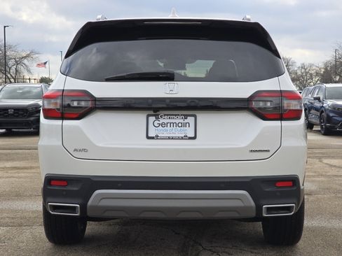 New 2025 Honda Pilot Touring image 17