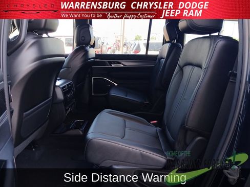 New 2026 Jeep Grand Wagoneer Limited w/ Convenience Group I AWD/4WD image 16
