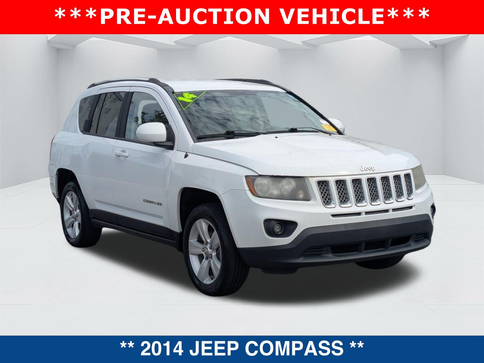 Used 2014 Jeep Compass Latitude FWD image 3
