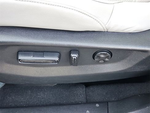 Certified 2017 Honda CR-V EX-L image 24