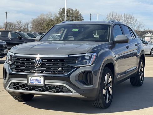 New 2026 Volkswagen Atlas Cross Sport SE FWD image 9