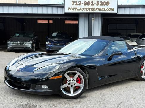 Used 2005 Chevrolet Corvette Coupe w/ Preferred Equipment Group RWD image 30