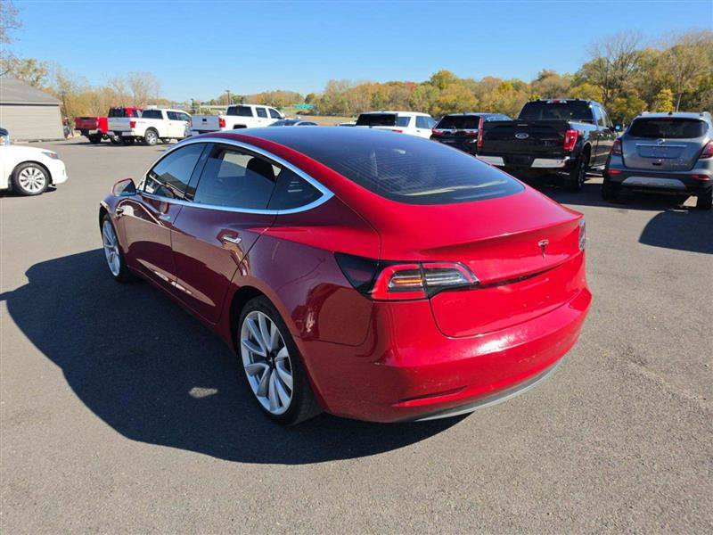 Used 2018 Tesla Model 3 Long Range RWD image 3