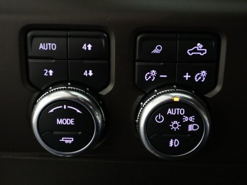 Used 2022 GMC Sierra 1500 Denali w/ Technology Package AWD/4WD image 31