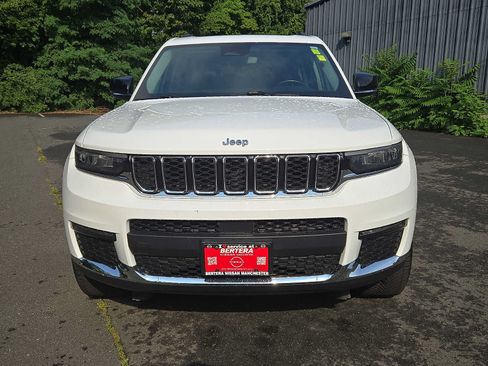 Used 2021 Jeep Grand Cherokee L Limited AWD/4WD image 2
