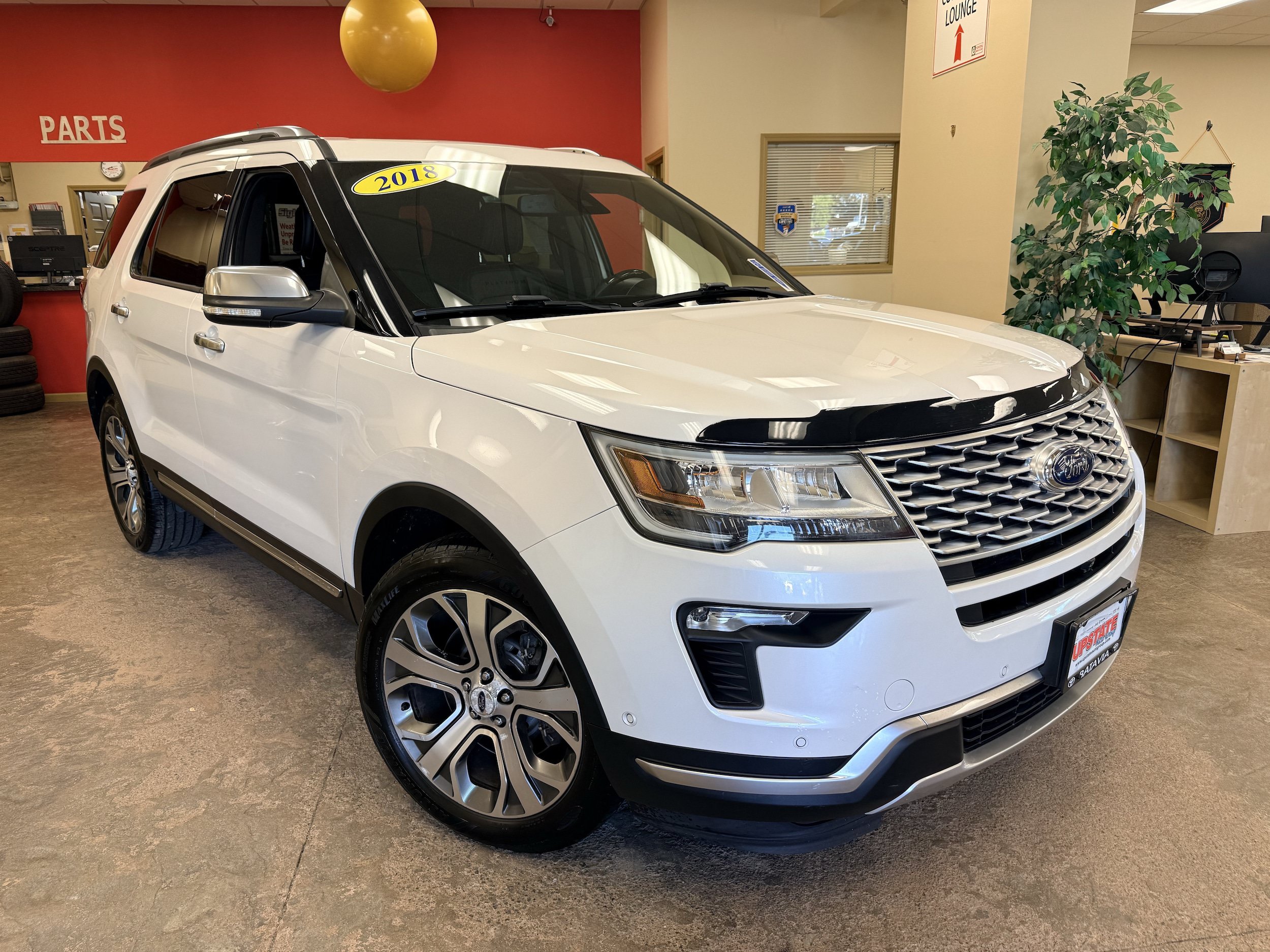 Used 2018 Ford Explorer Platinum AWD/4WD image 14