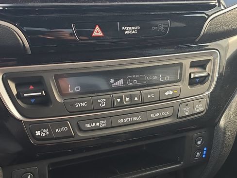 Used 2025 Honda Ridgeline Black Edition image 26