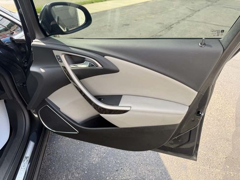 Used 2015 Buick Verano Convenience FWD image 17