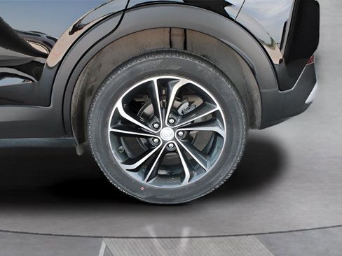 Used 2023 Buick Encore GX Select image 28