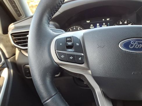 Used 2023 Ford Explorer XLT w/ Equipment Group 202A image 17