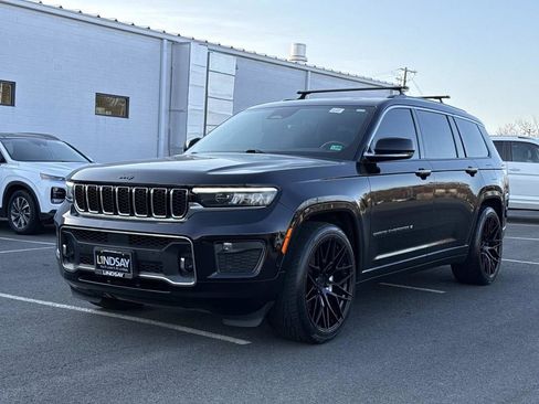 Used 2021 Jeep Grand Cherokee L Overland w/ Luxury Tech Group IV AWD/4WD image 6