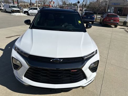 Used 2023 Chevrolet TrailBlazer RS w/ Sun and Liftgate Package image 36