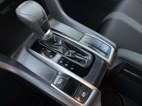 Used 2020 Honda Civic LX image 25