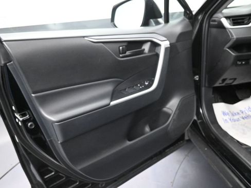 Used 2025 Toyota RAV4 LE image 26