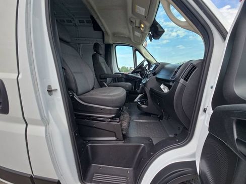 Used 2023 RAM ProMaster 2500 FWD image 25