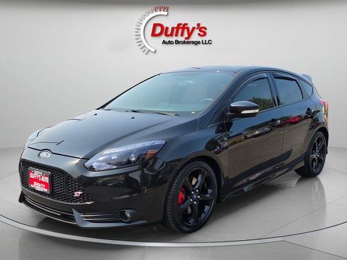 Used 2013 Ford Focus ST FWD image 15
