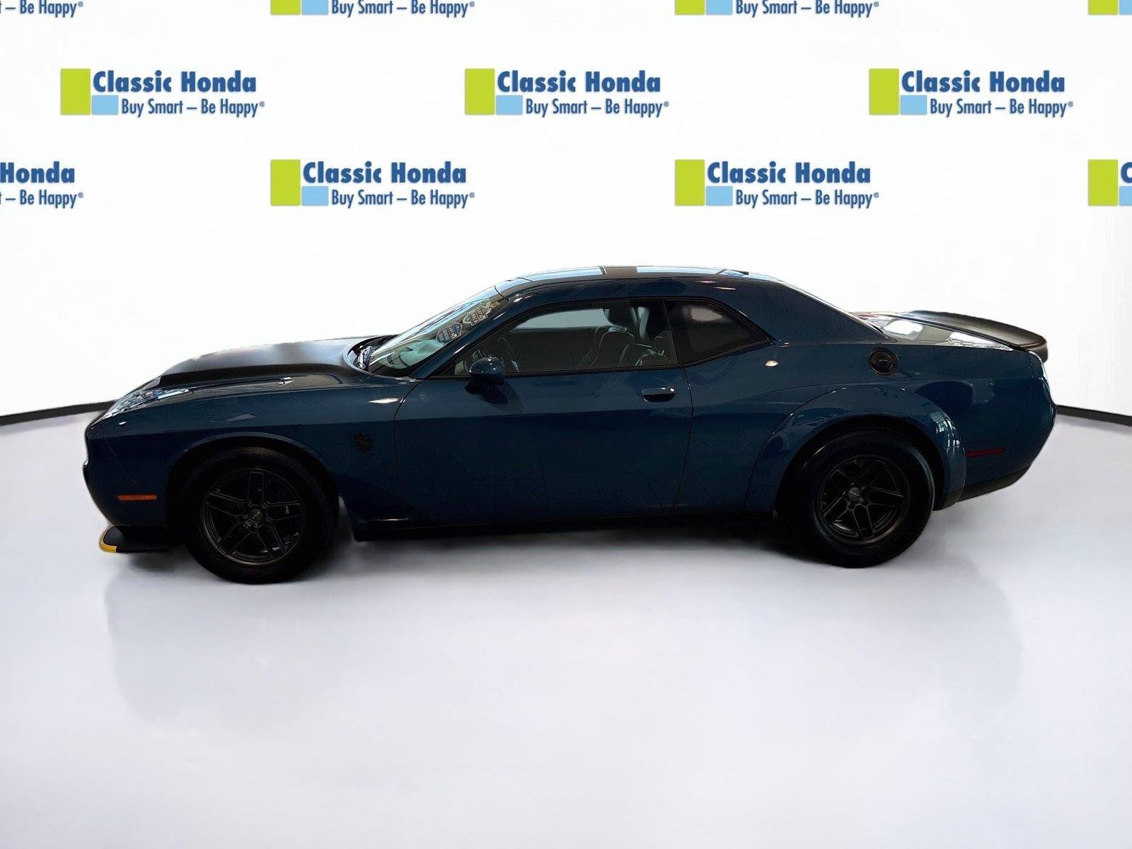 Used 2023 Dodge Challenger SRT Hellcat Redeye RWD image 4