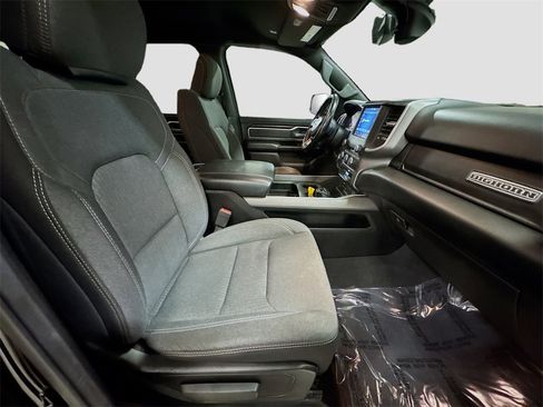 Used 2019 RAM 1500 Big Horn image 30