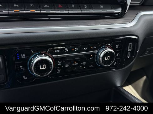 New 2026 GMC Sierra 1500 SLT AWD/4WD image 16