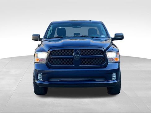 Used 2018 RAM 1500 Express w/ Express Value Package image 8