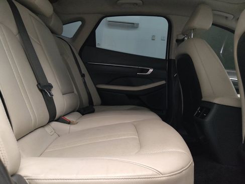 Used 2022 Hyundai Sonata Limited FWD image 19