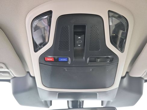Certified 2025 Subaru Outback Limited AWD/4WD image 14