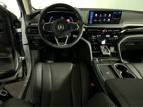Used 2026 Acura MDX SH-AWD image 13