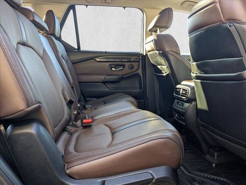 Used 2024 Honda Pilot Elite image 26