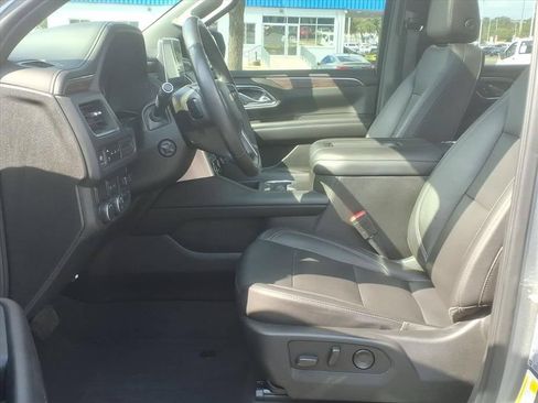 Used 2021 Chevrolet Tahoe LT w/ LT Signature Package RWD image 21