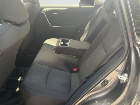 Used 2023 Toyota RAV4 XLE w/ Convenience Package FWD image 38