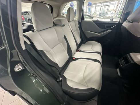 Used 2023 Subaru Forester image 28