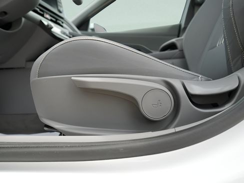 Certified 2023 Hyundai Elantra SEL w/ Cargo Package FWD image 20