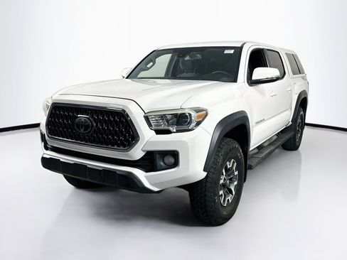 Used 2019 Toyota Tacoma TRD Off-Road RWD image 1