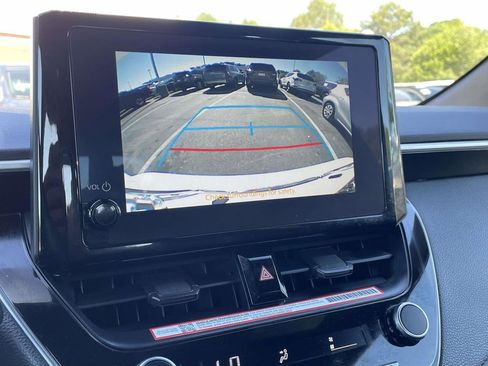 Used 2025 Toyota Corolla SE FWD image 30