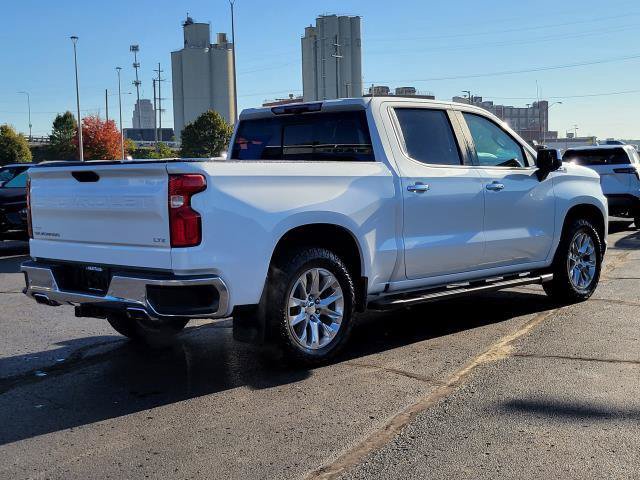 Used 2022 Chevrolet Silverado 1500 LTZ w/ Technology Package AWD/4WD image 2