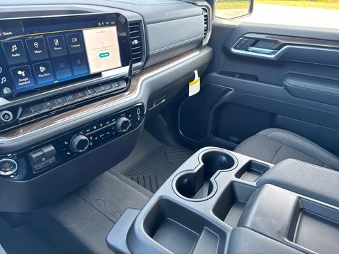 New 2026 Chevrolet Silverado 1500 LT w/ Z71 Off-Road Package image 24