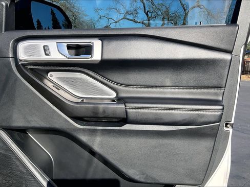 Used 2020 Ford Explorer ST w/ ST Street Pack image 27