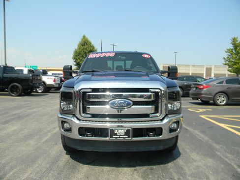 Used 2011 Ford F350 Lariat w/ Lariat Interior Pkg image 2