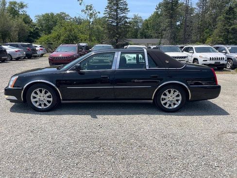 Used 2008 Cadillac DTS FWD image 8