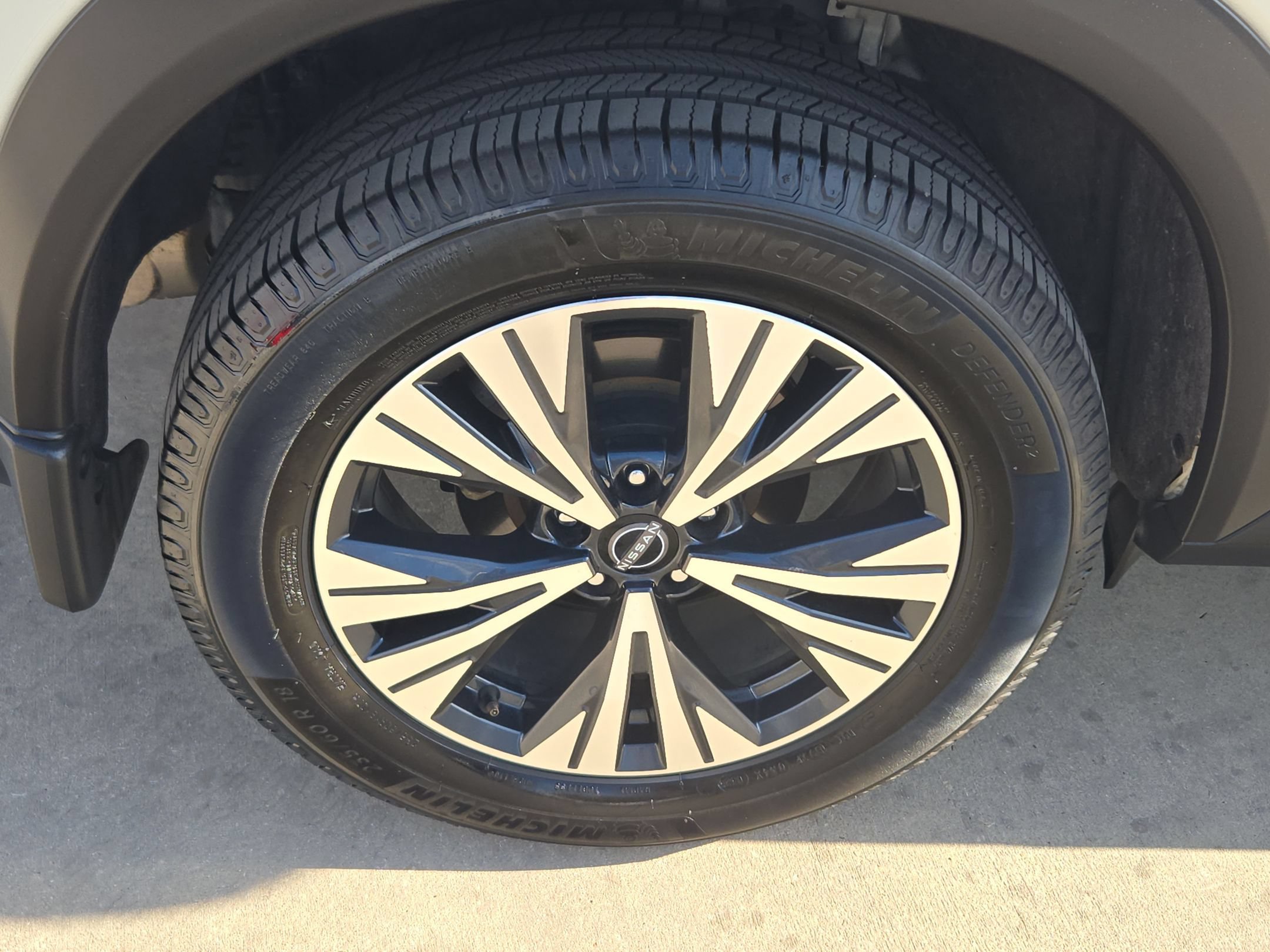 Used 2023 Nissan Rogue SV w/ SV Premium B Package FWD image 33