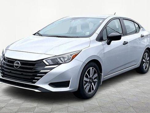 Used 2024 Nissan Versa S w/ S Plus Package image 3