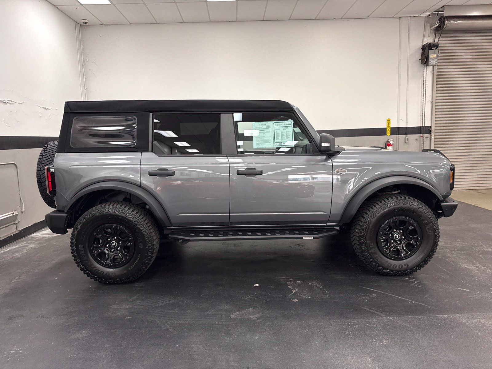 Used 2024 Ford Bronco Wildtrak AWD/4WD image 5