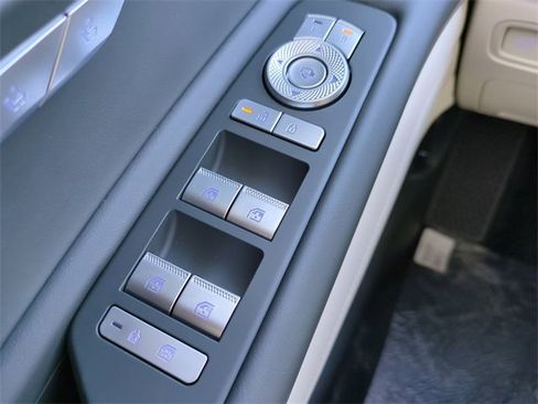 New 2026 Genesis GV80 2.5T image 21