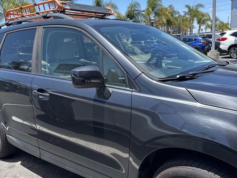 Used 2018 Subaru Forester 2.5i Premium AWD/4WD image 6