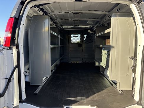 New 2025 GMC Savana 2500 w/ Driver Convenience Package image 29