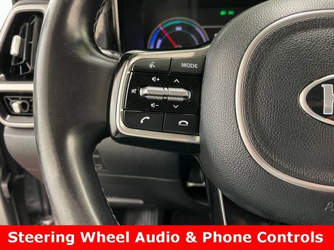 Used 2021 Kia Sorento S image 25