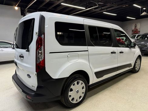 Used 2022 Ford Transit Connect XL image 8