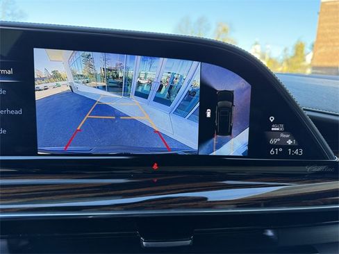 Used 2021 Cadillac Escalade Premium Luxury w/ Driver Assist Tech Package image 21