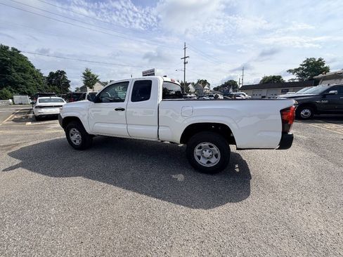 Used 2019 Toyota Tacoma SR RWD image 46