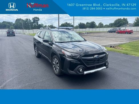 Used 2023 Subaru Outback Limited AWD/4WD image 1